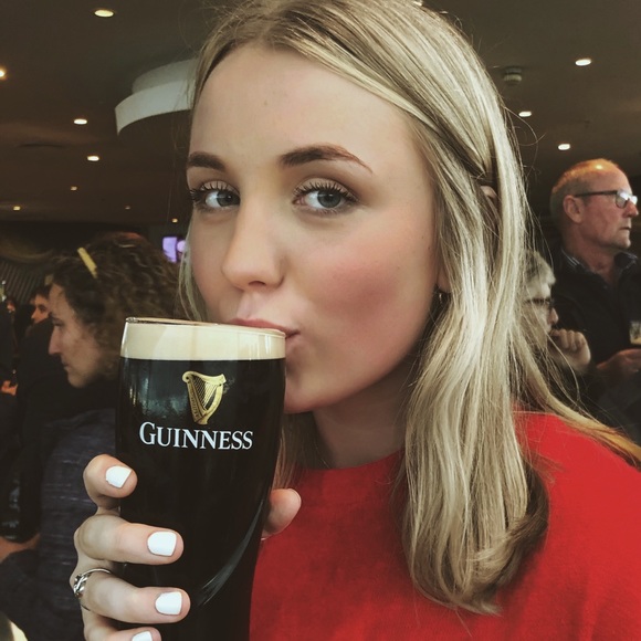 Meet your Posher, Caitlyn - Picture 1 of 1